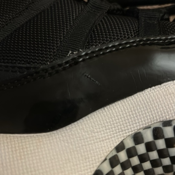 AIR Jordan 11 Retro Low ‘Bred’ Sneakers - Picture 5 of 6